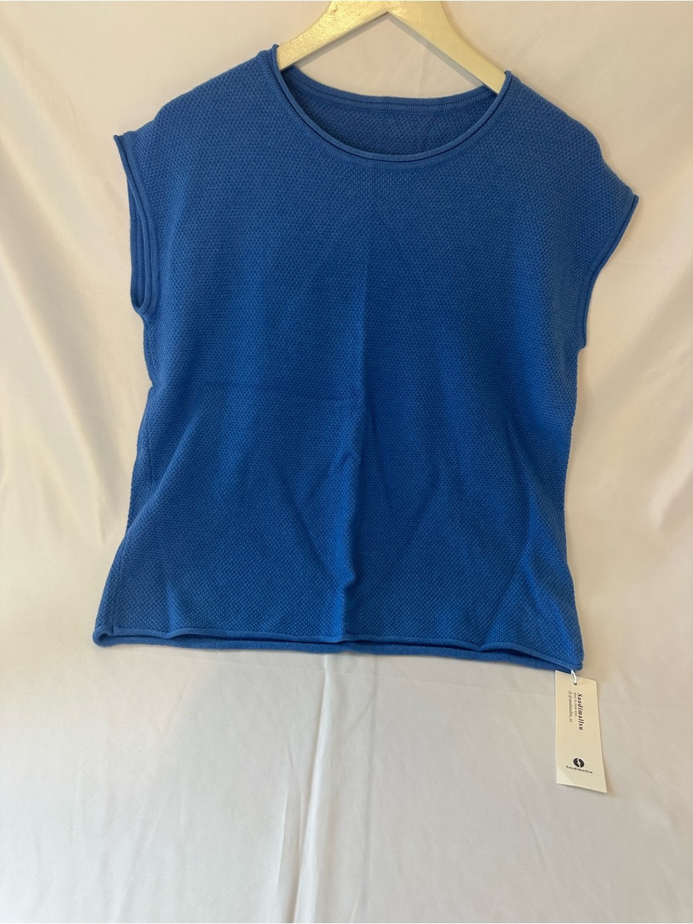 Saodimallsu Women’s Blue Textured Knit Sleeveless Round Neck Top Size M nwt